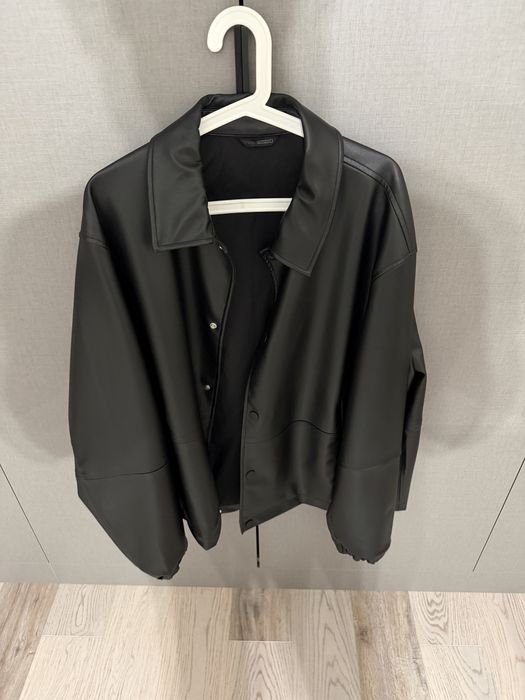 Все вещи в оригинале.