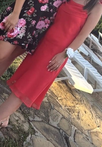 Елегантна рокля MONTEGO