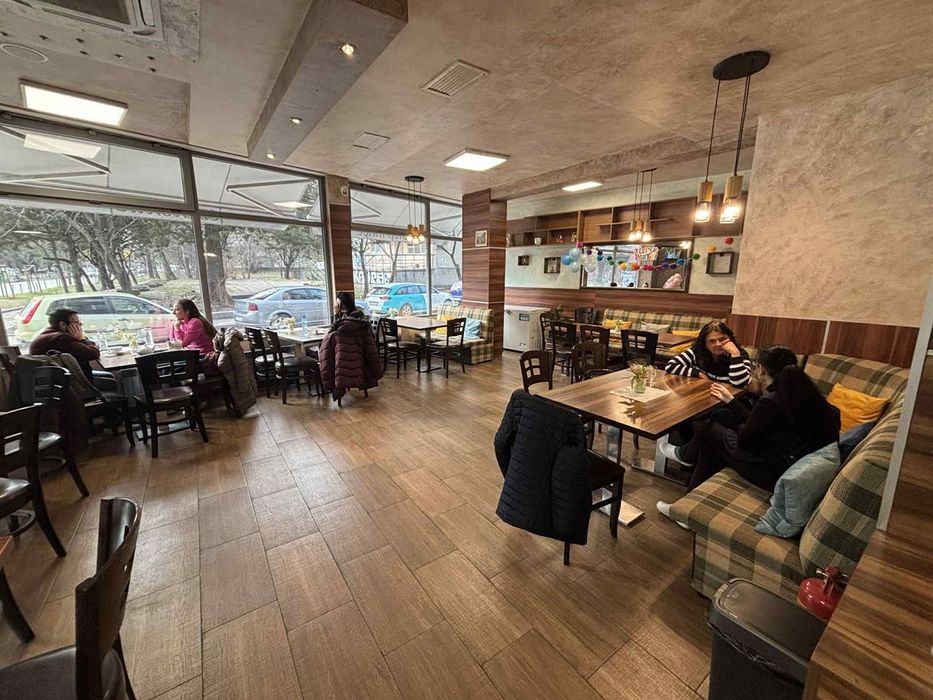 Дава се под наем Заведение в София, Хиподрума - 150 кв.м за 2393.43 € - Снимка #2