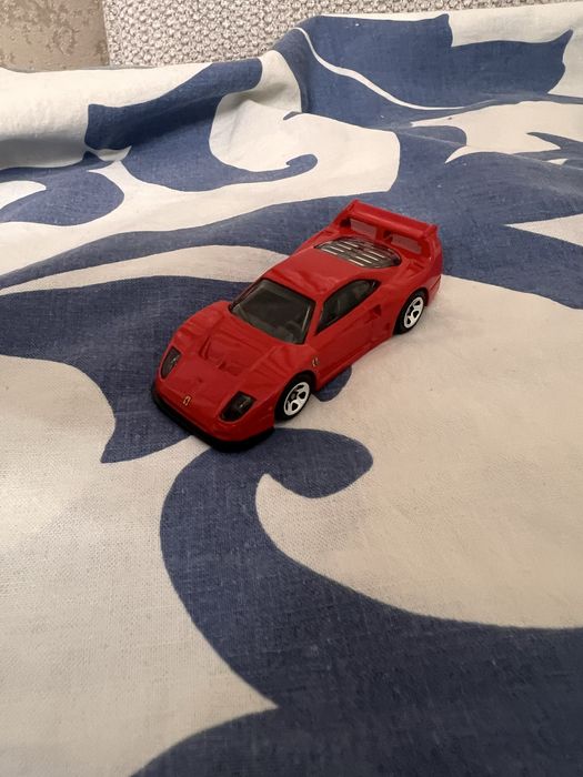 Ferrari f40 competizione hot wheels