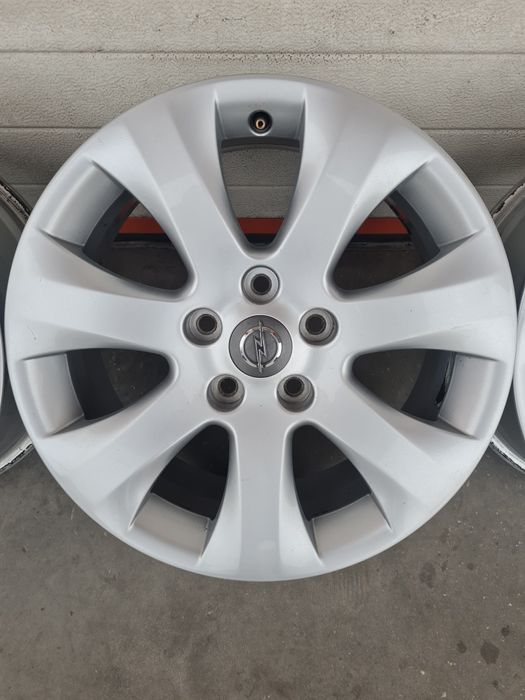 Оригинални джанти за ОПЕЛ OPEL R17 5x115 ET44 7J