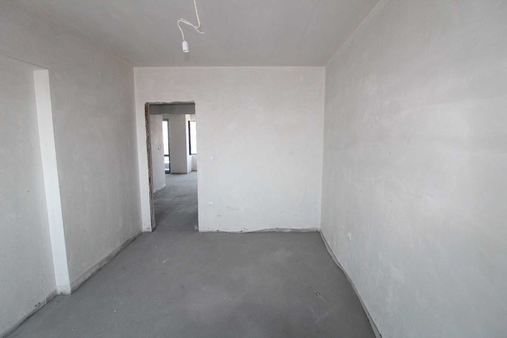 Продава се Тристаен апартамент в Пловдив, Кършияка - 97 кв.м за 2015 €/кв.м - Снимка #4