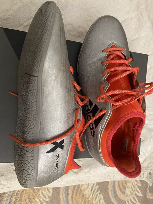 Бутсы оригинал продается