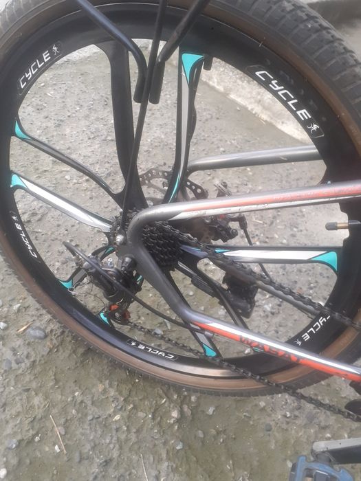 Сотилади велосипед вассат холати зур енгил хамма жойи радной