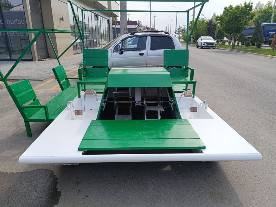 Катамаран янтар 2