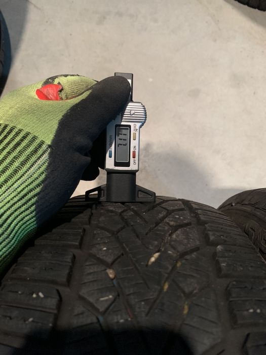 Anv m+s 185/60/15 Fulda/Semperit