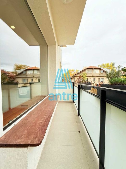 Продава се Тристаен апартамент в София, Изток - 87 кв.м за 3907 €/кв.м - Снимка #10