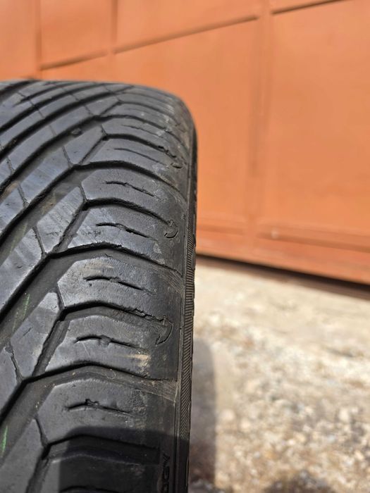 4 бр. летни гуми 225/50/17 Uniroyal RSC DOT 0120 5-6 mm