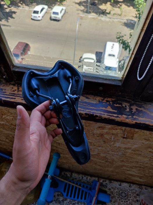 Продам велосипедные седла