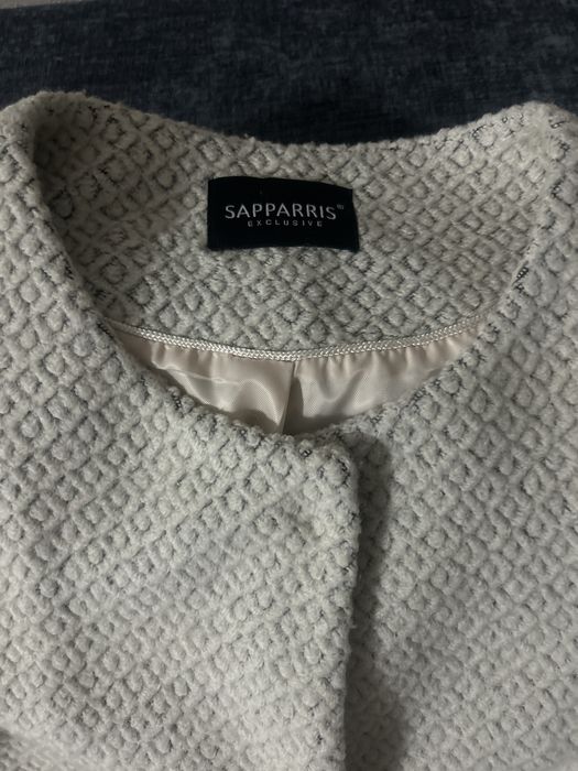 Продам пальто осень-весна