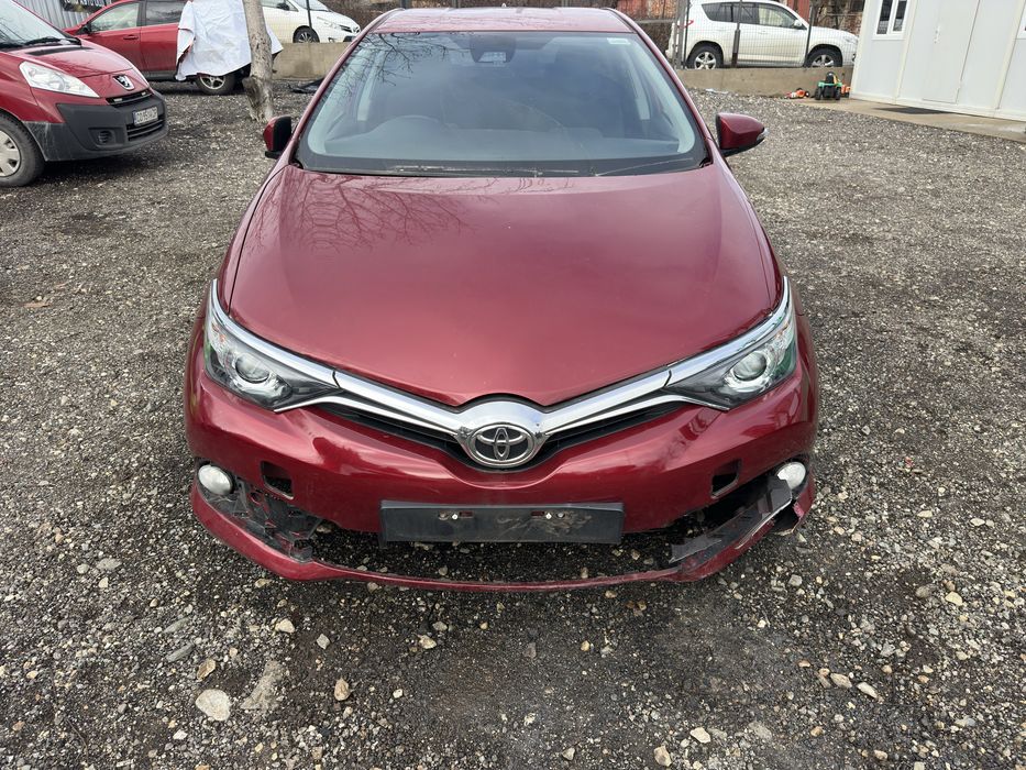 Тойота Аурис Toyota Auris 1.2 116кс 2017г На части Na chasti!