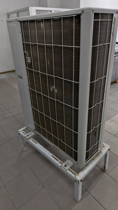 Кондиционер кассетного типа MIDEA