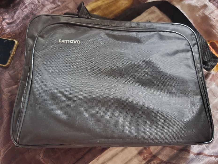 Продаю ноутбук модель lenovo