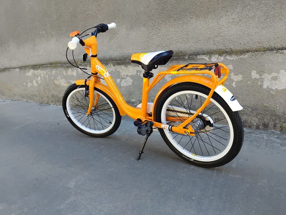 Vând bicicleta din aluminiu pentru copii
