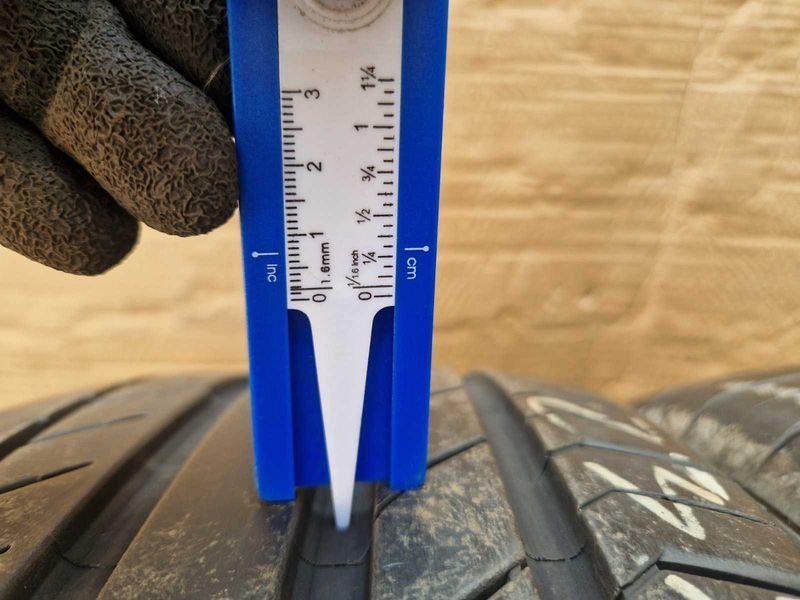 2 Continental R18 235/50
летни гуми 
DOT4818