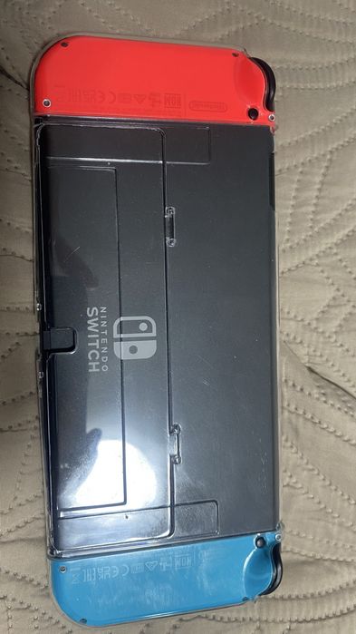 Продам Nintendo Switch Oled