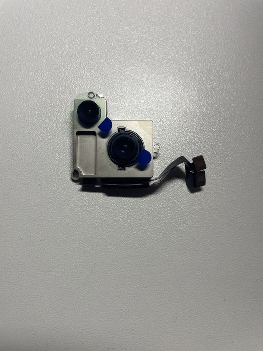 Camera iPhone 15 originala