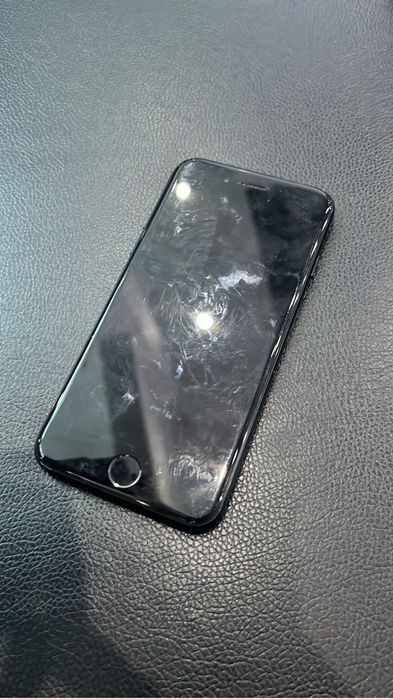 Продам Айфон 7 Iphone 7 срочно