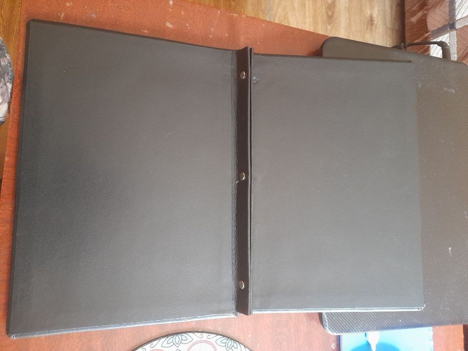 Меню для ресторанов, папки для руководителей, блокноты с вашим лого