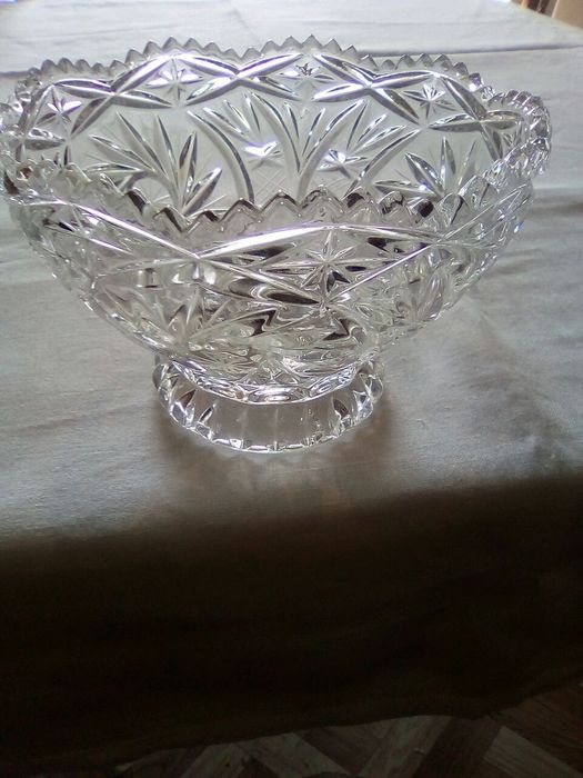 Продам хрусталь тридцать предметов