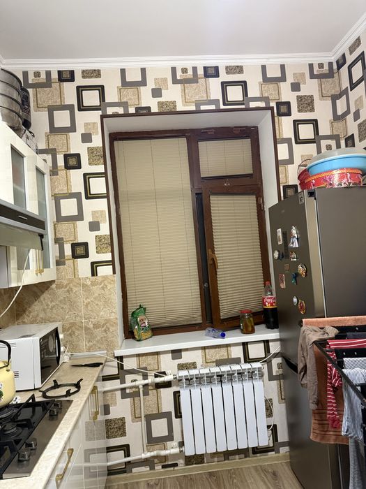 2 xona 3 xona qilingan kvartira sotiladi