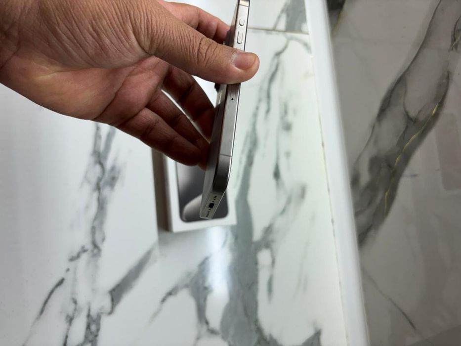 Срочно Айфон 15 про