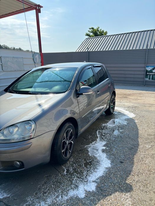 Volkswagen golf 5 1.9 tdi