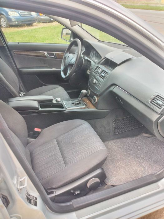 Продава Ц 220 АВТОМАТИК