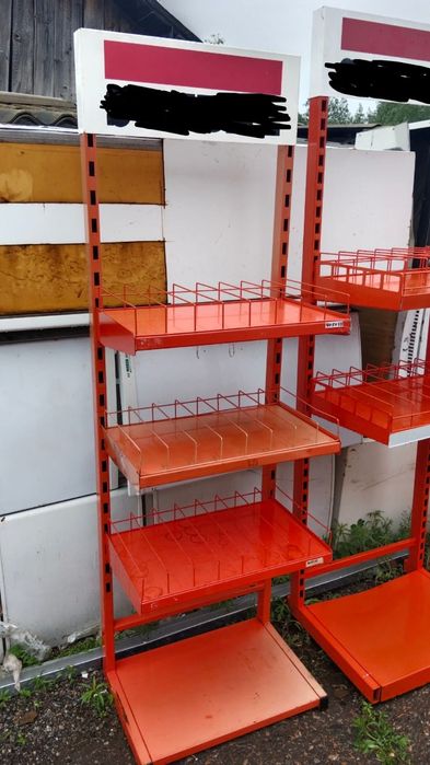 Продам стеллажи под товар