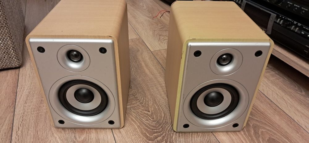 Boxe de raft Eltax M-100