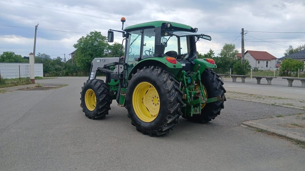 Tractor Jhon Deere cu incarcator  6130 anul 2010