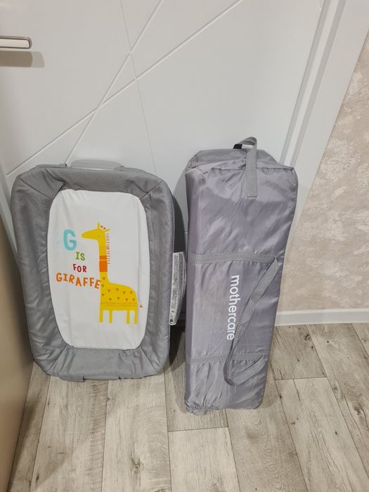 Продам манеж-кровать