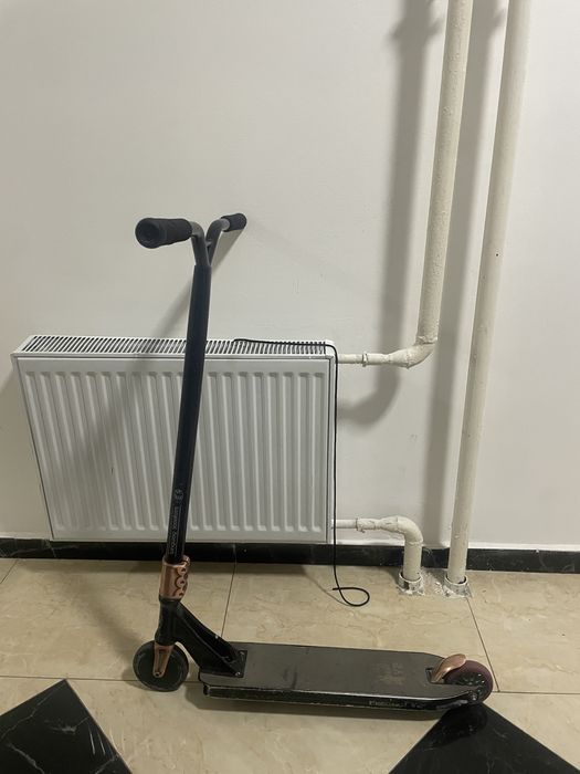 продам самокат трюковой longway scooters