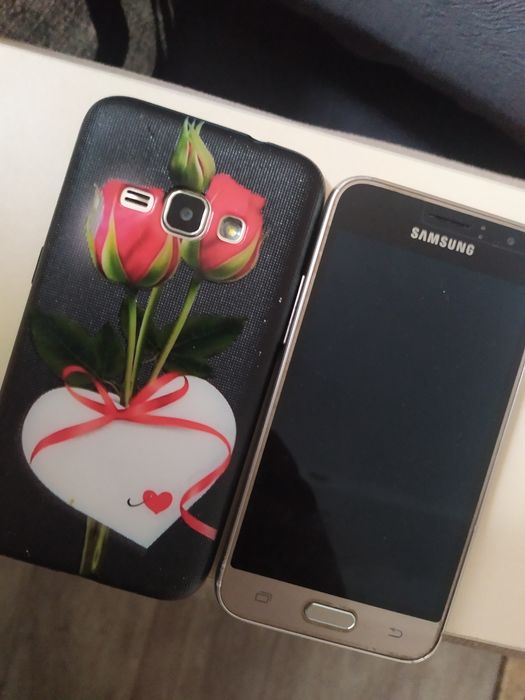 Продам телефон на запчасти!