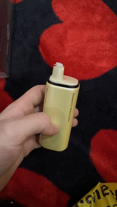 VapSolo Quads 4 in 1 – Ediție 8000 Puffs