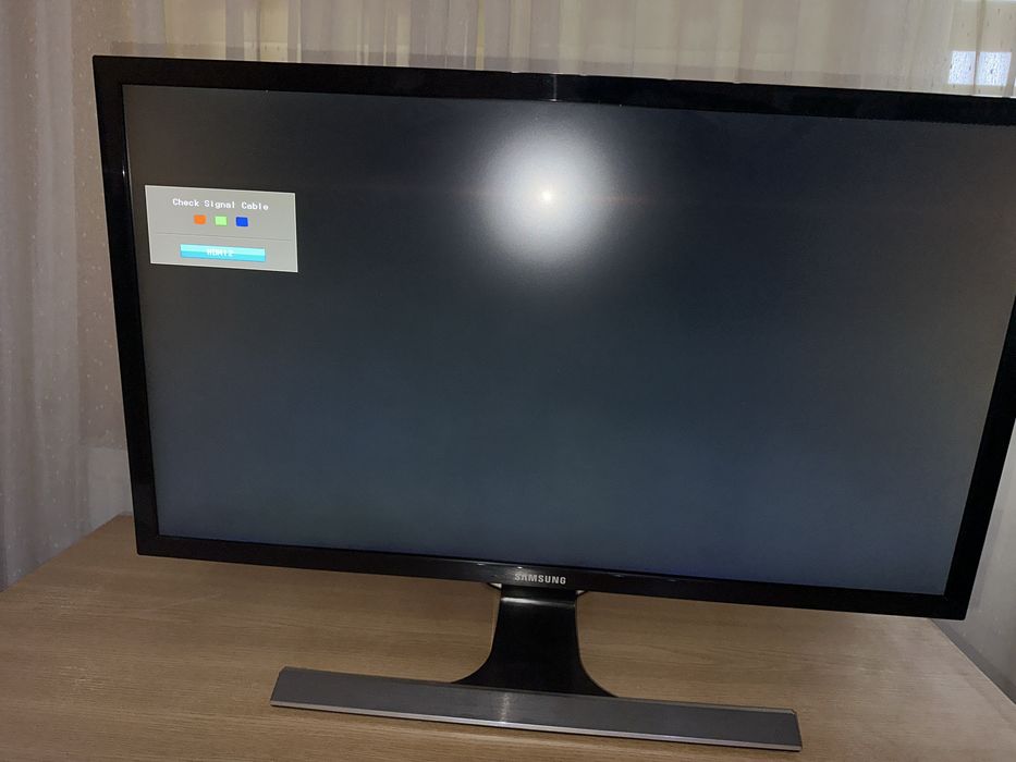 Monitor LED Samsung Gaming LU28E590DS 28 inch 4K