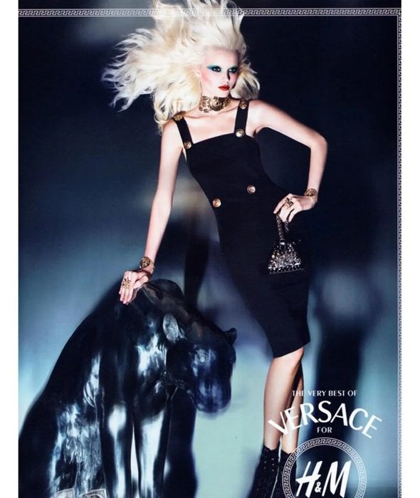 Черна рокля Versace