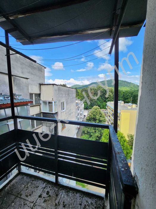 Двустаен апартамент с панорамна гледка към Стара планина