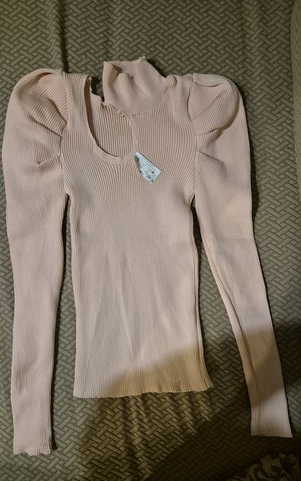 Нова ефектна блуза-поло