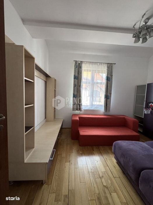 Apartament cu 4 camere Baciu zona Regal