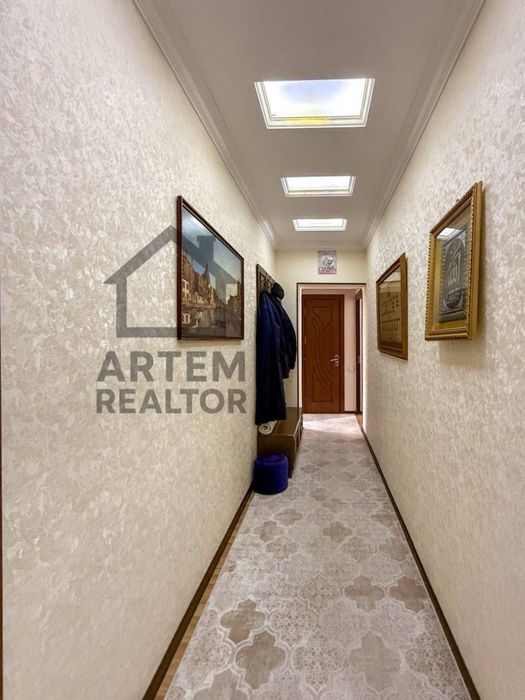 5/2/4 100м2 Буюк Ипак Йули Генерал Петрова массив/ Кирпич , 77 СЕРИЯ.