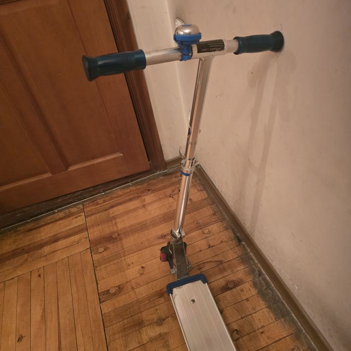Продаю детский самокат