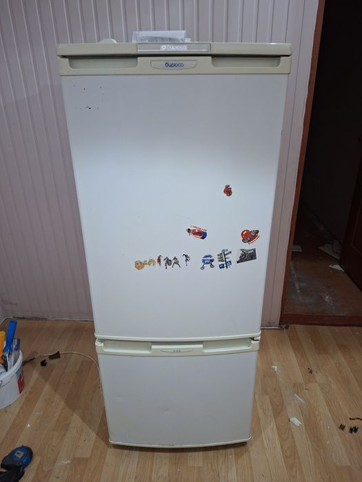 Холодильник сатылады