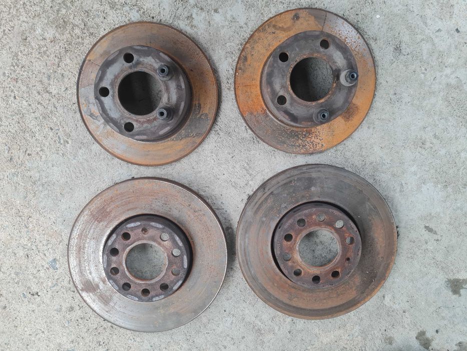 Части за Пасат б5.5 131кс комби цвят тъмно зелен