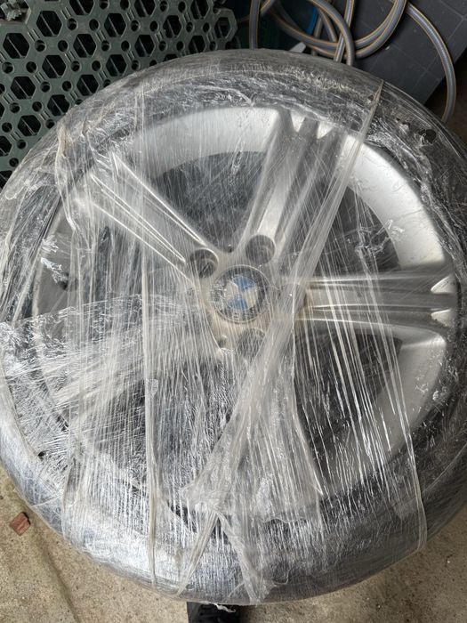 Jante BMW cu gume runflat