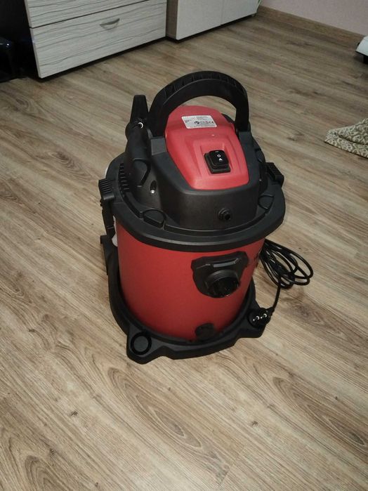 Перяща прахосмукачка Raider