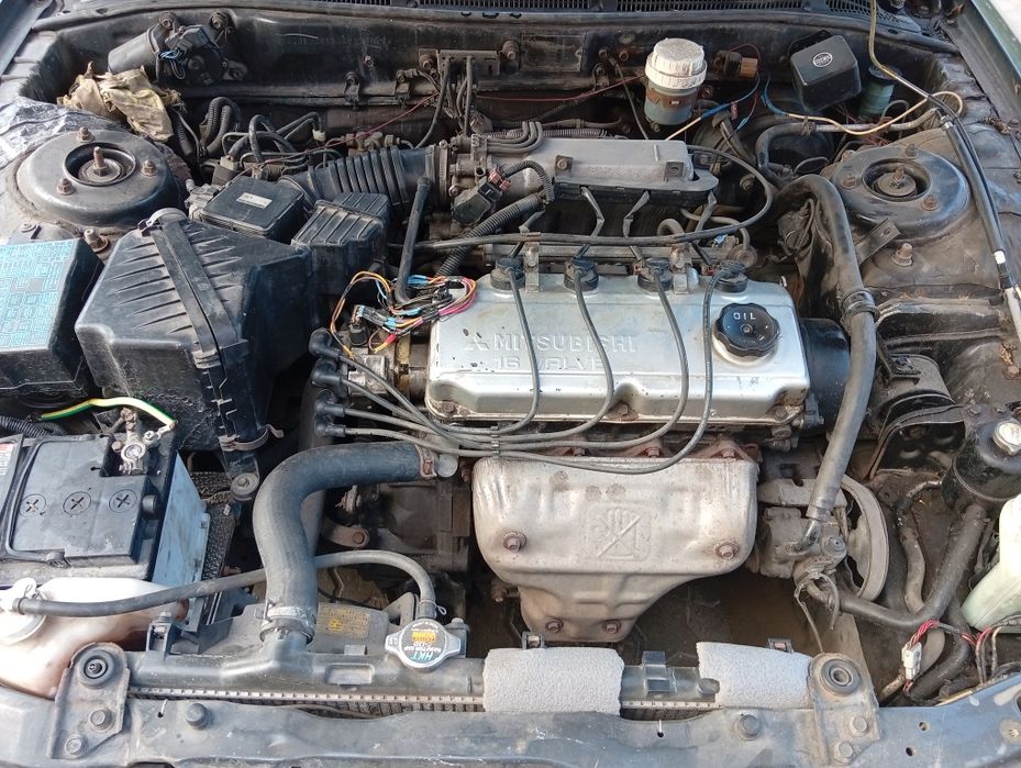 Mitsubishi Galant