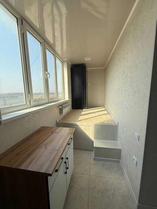 Uy sotiladi Yunisobod 16kv 1xonali 2xona qilingan. Yevro rimontda