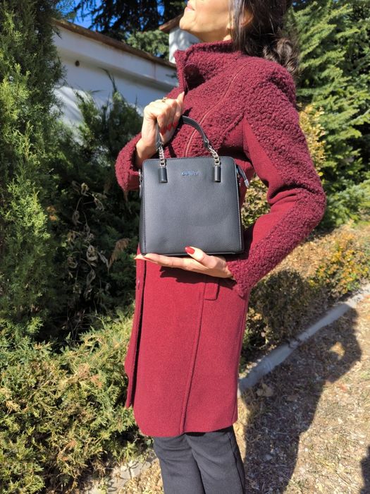 Дамски чанти за ръка и рамо