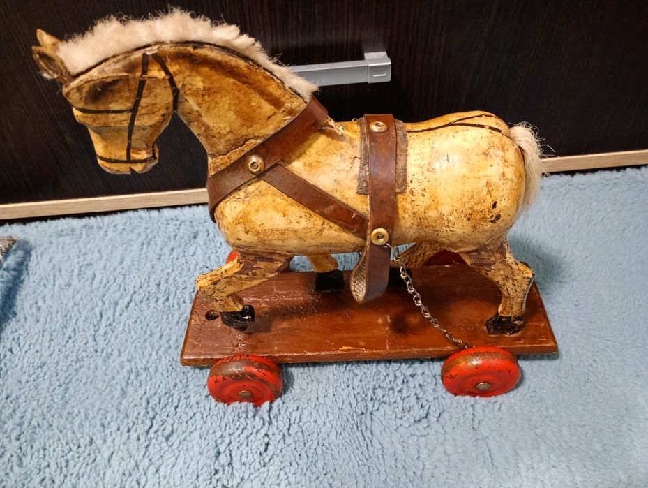 Căluț de jucărie de colectie ,antic,